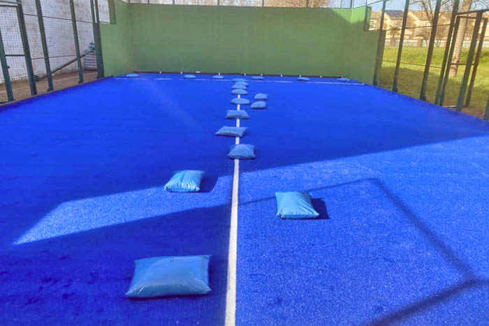 Empresa cambiar cesped pista padel madrid